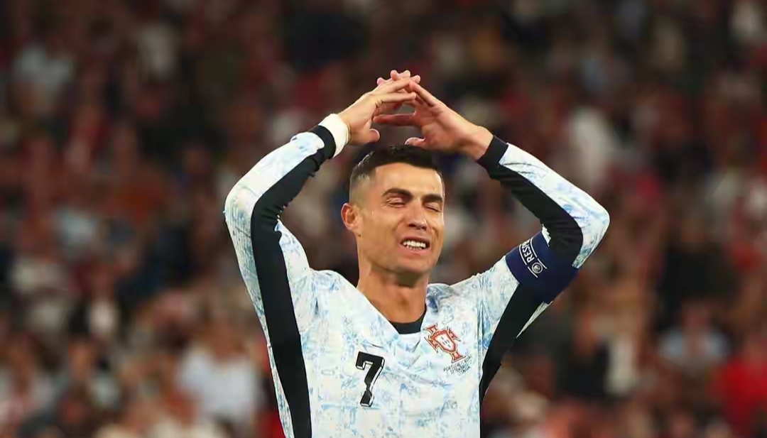 九游官网包含C罗在切尔西比赛中重要助攻，夺冠引发热议！气势如虹延续的词条