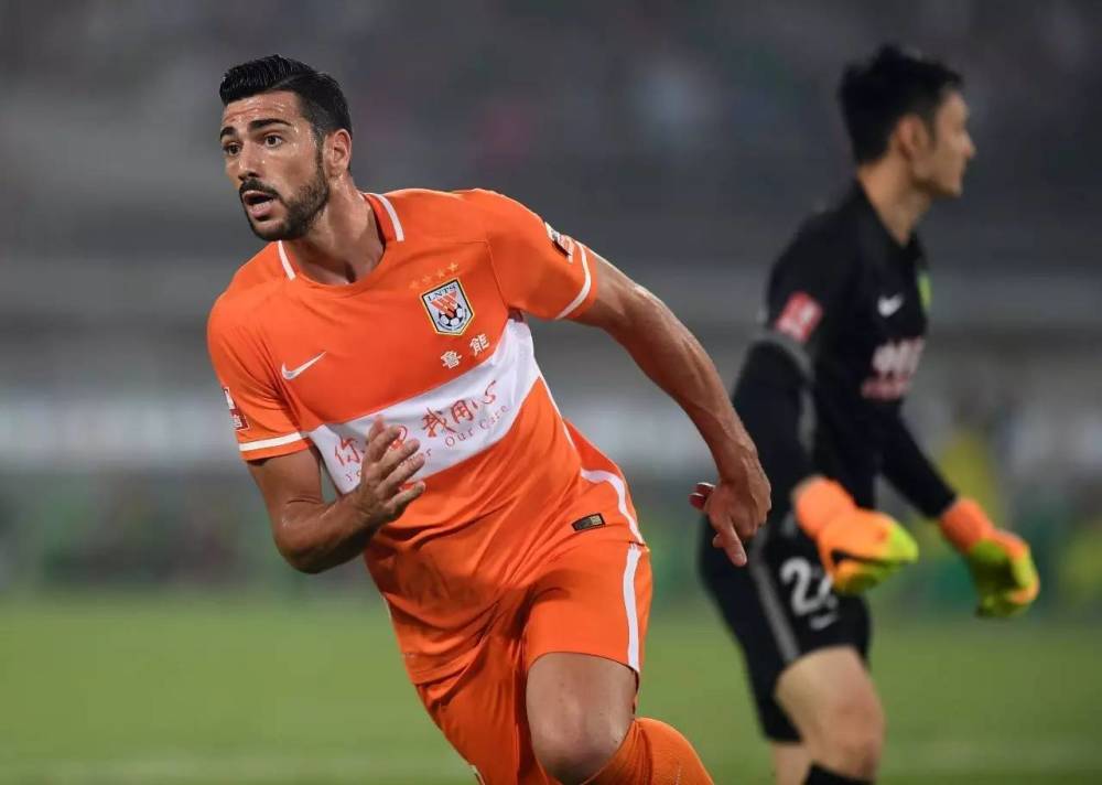 九游官网关于今夜荷甲传出新动向，利物浦调整名单，管理层表态：底气十足，球队文化再被提及的信息