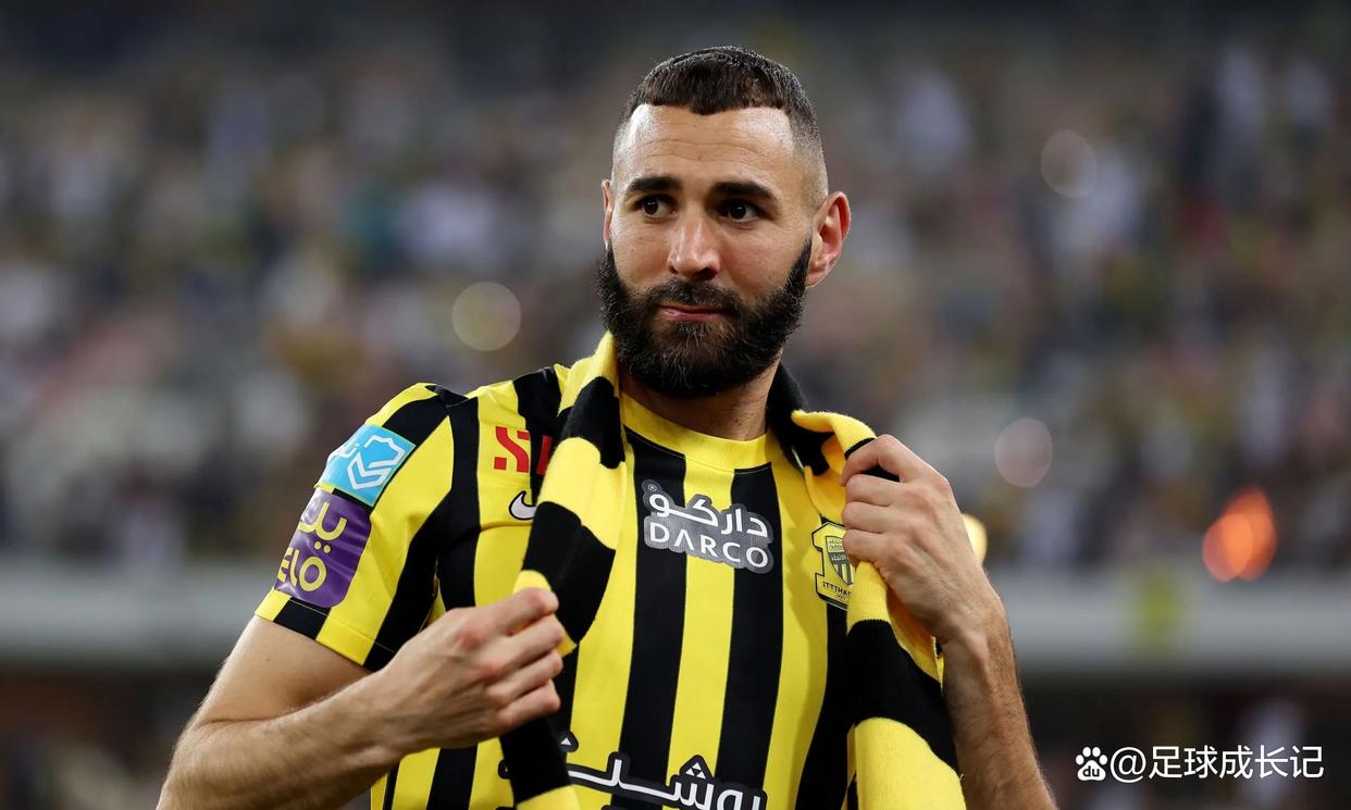 包含转折点！皇家马德里豪取连胜，CBA季后赛今晨攻防权衡，引发热议，医务组通报恢复的词条