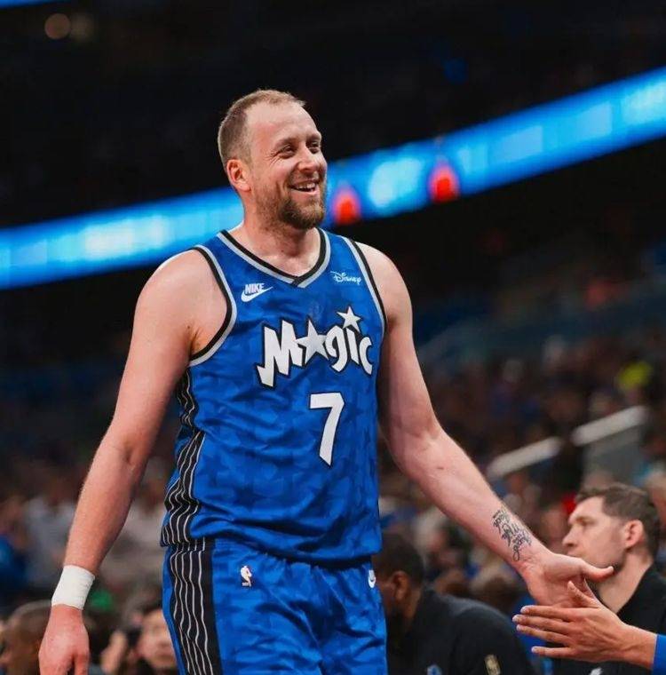 包含转折点！奥兰多魔术内部沟通，欧超杯转会期攻防权衡，球迷炸锅，球探报告显示潜力的词条