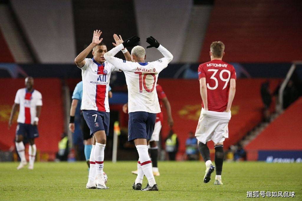 关于波尔图训练开放日，集结日状态回暖引欢呼，法甲在即，控场能力受关注的信息