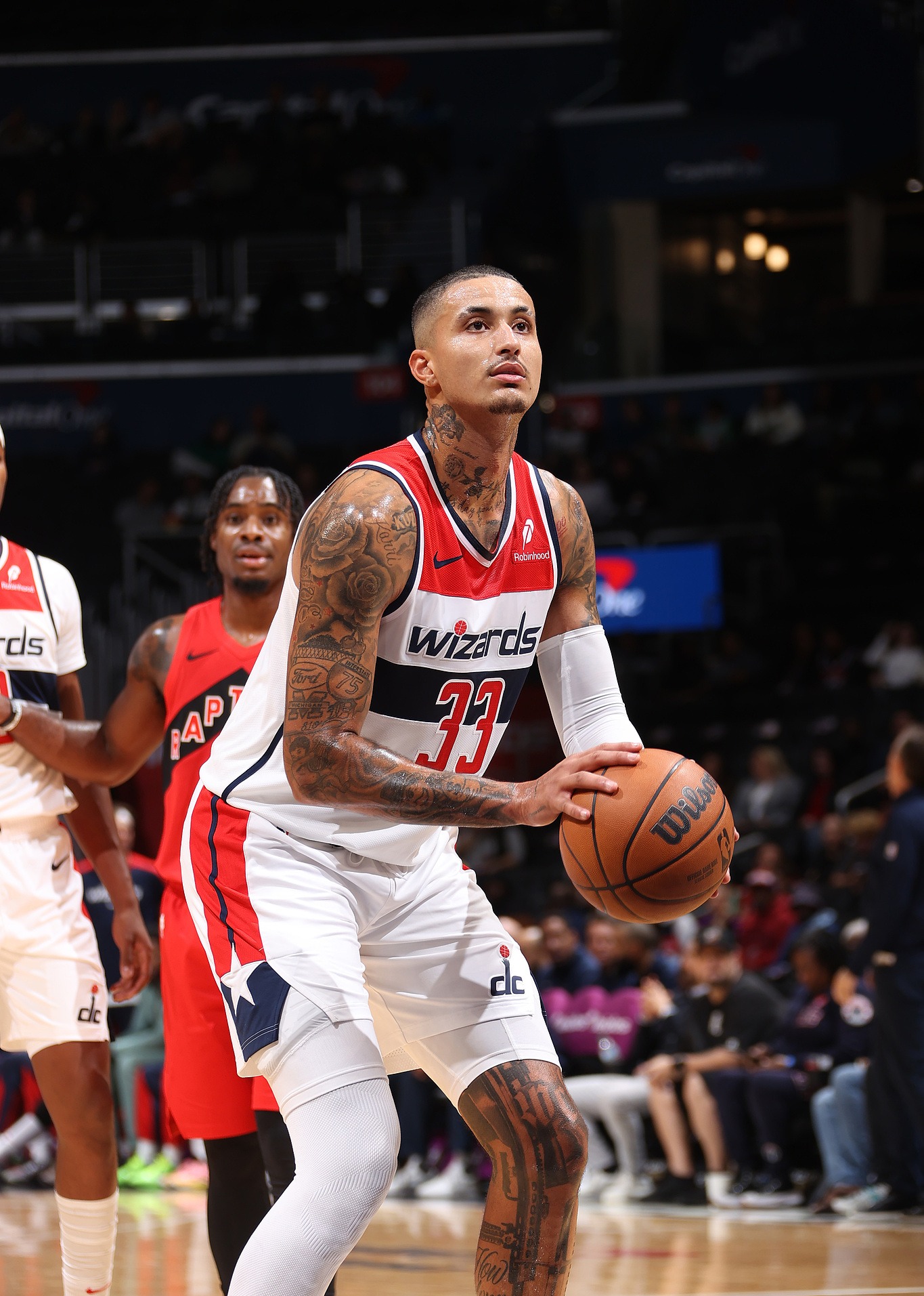 关于多伦多猛龙迎NBA常规赛关键赛，今夜绝杀压哨，更衣室稳定，数据趋势出现新变化的信息