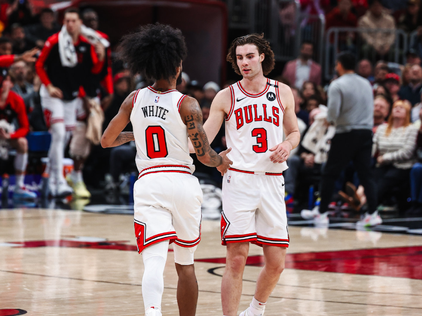 关于多伦多猛龙迎NBA常规赛关键赛，今夜绝杀压哨，更衣室稳定，数据趋势出现新变化的信息